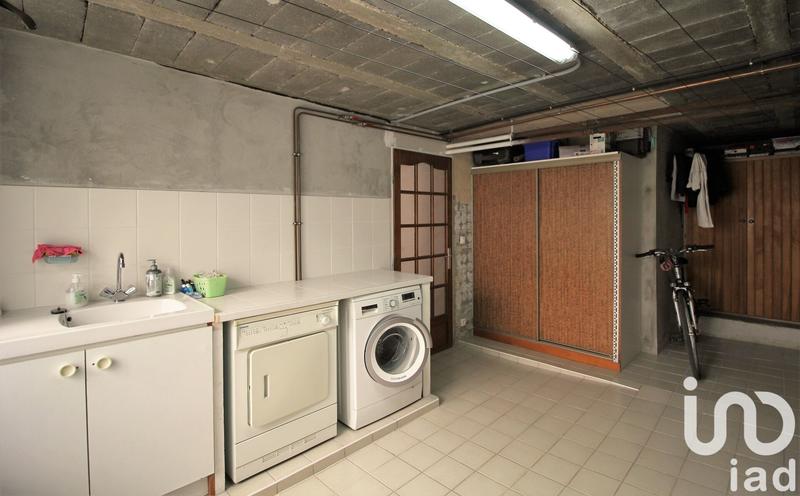 Maison - 197 m² - 7 pièces