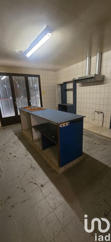 Maison - 323 m² - 8 pièces