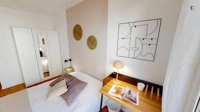 Chambre - 11 m² - 4 pièces