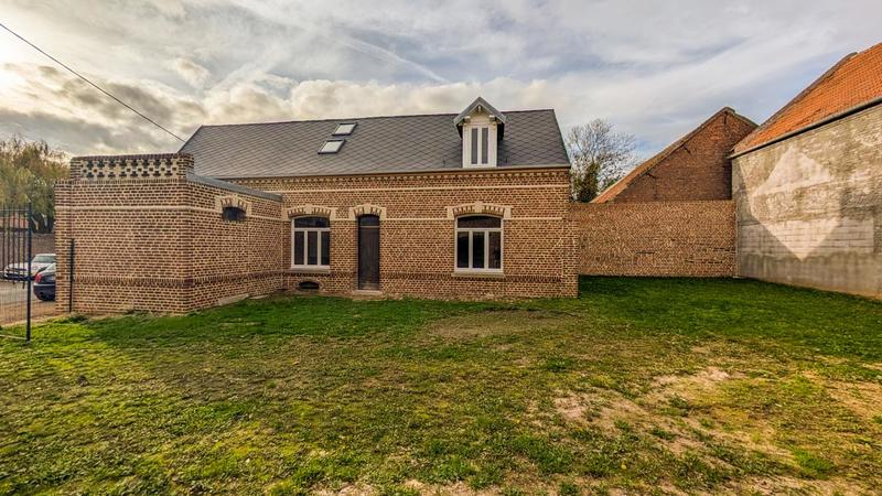 Maison - 140 m² - 5 pièces