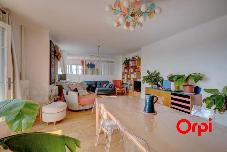 Appartement - 97 m² - 4 pièces