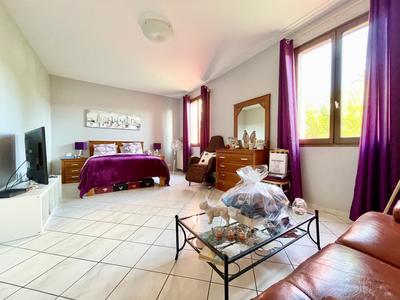 Maison - 141 m² - 5 pièces