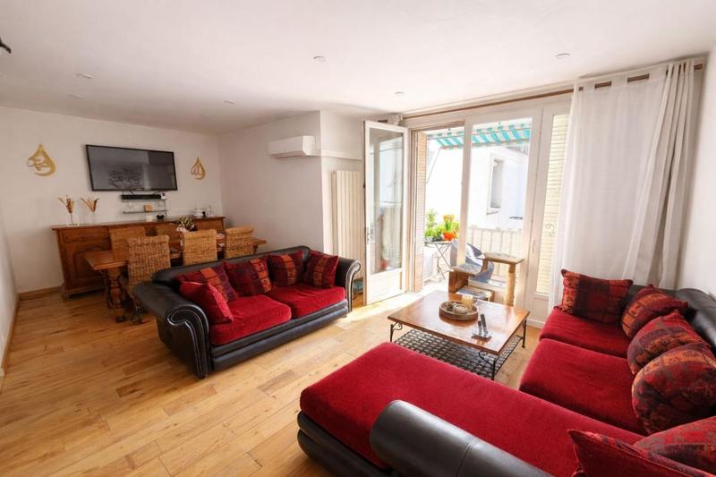 Appartement - 90 m² - 4 pièces