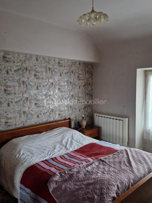 Propriété - 146 m² - 6 pièces