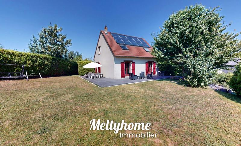 Maison - 102 m² - 5 pièces