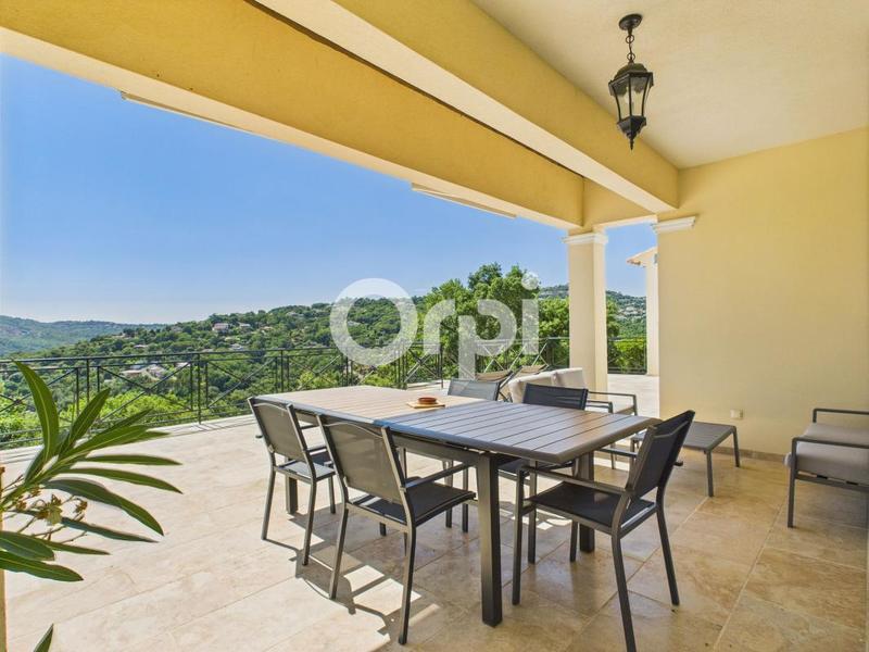 Villa - 155 m² - 5 pièces