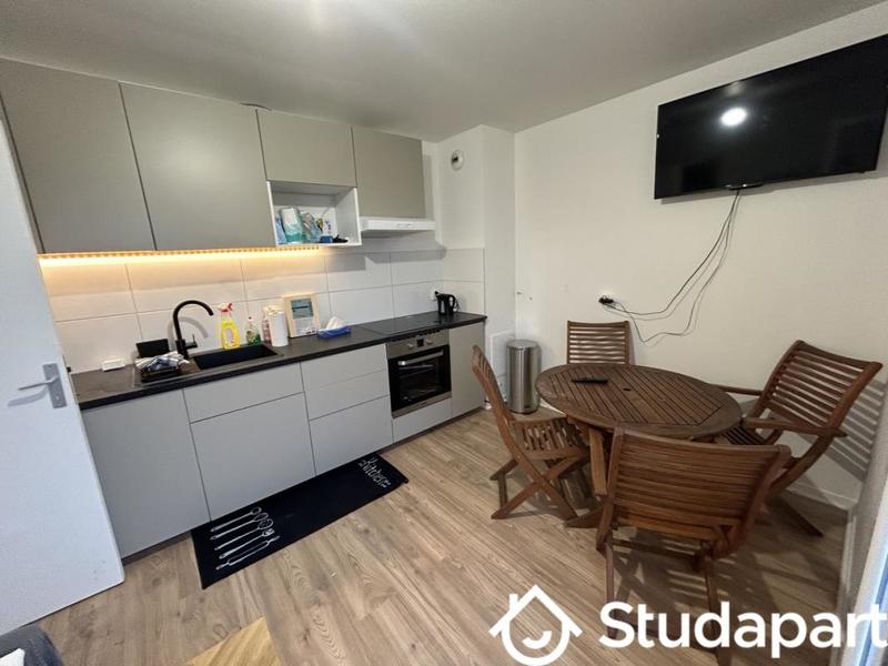 Chambre - 12 m² - 1 pièce