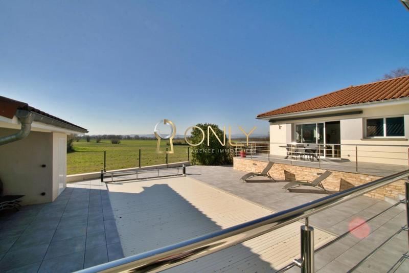 Maison - 168 m² - 6 pièces