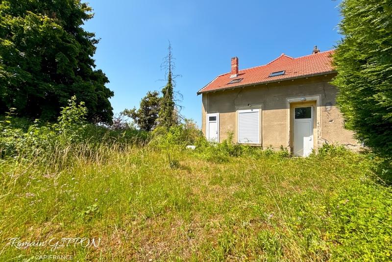 Maison - 215 m² - 9 pièces