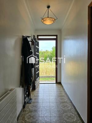 Maison - 121 m² - 6 pièces