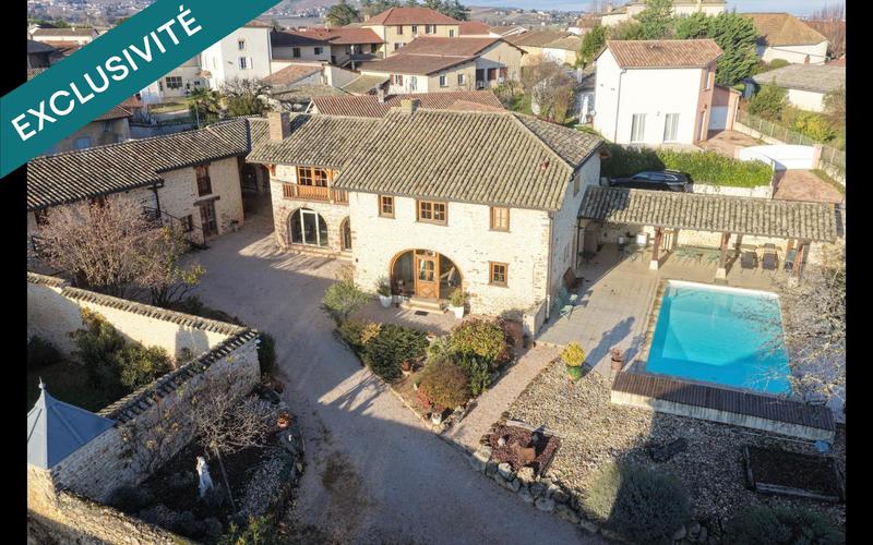 Maison - 322 m² - 8 pièces