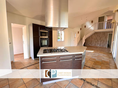 Maison - 163 m² - 7 pièces