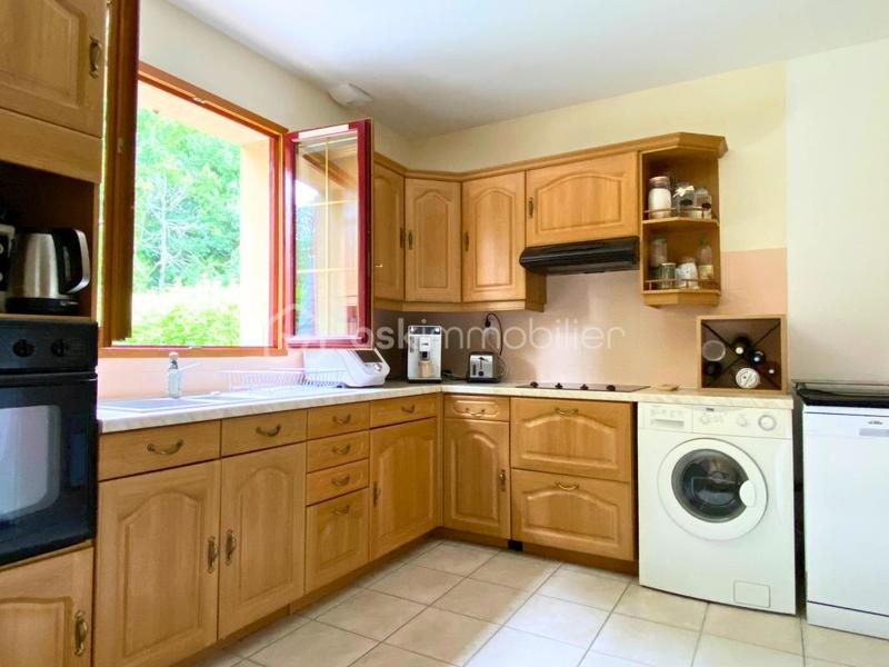 Maison - 93 m² - 5 pièces