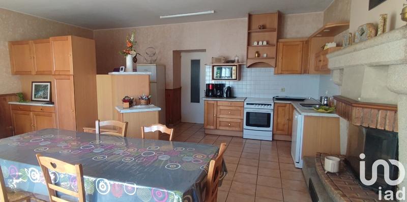 Maison - 197 m² - 7 pièces