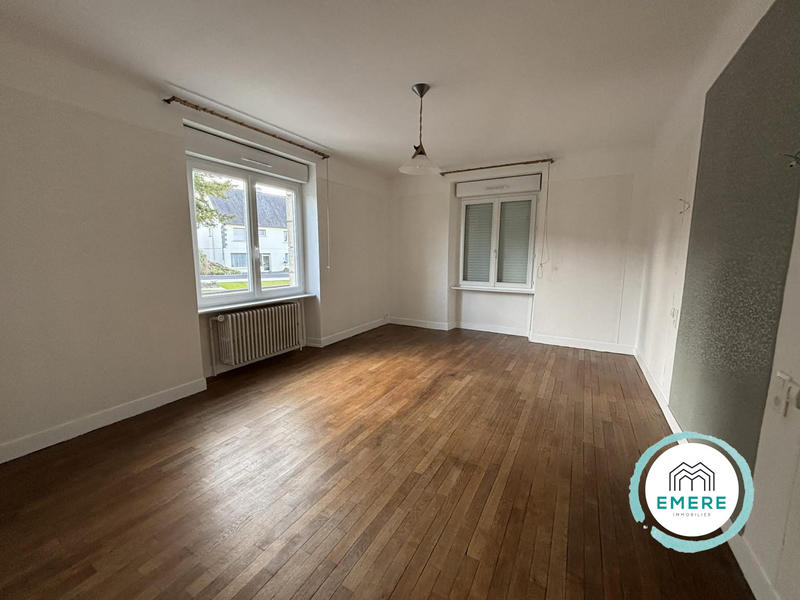 Maison - 152 m² - 7 pièces