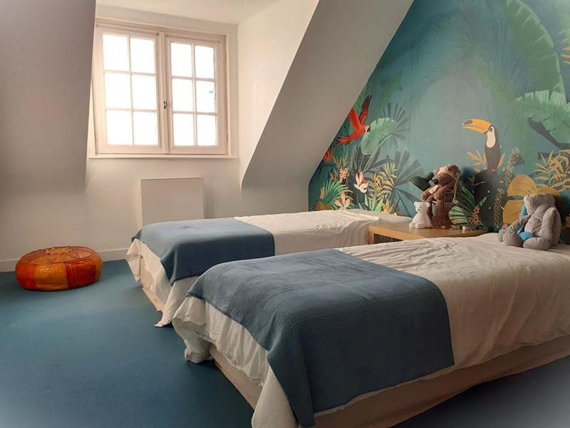 Maison - 165 m² - 9 pièces