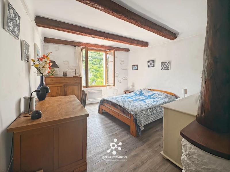 Appartement - 60 m² - 2 pièces