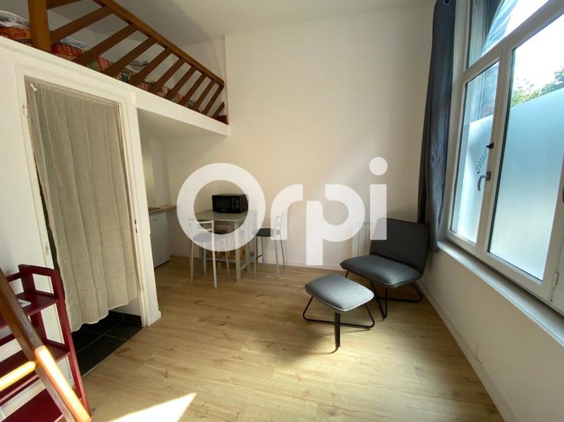 Studio - 13 m² - 2 pièces