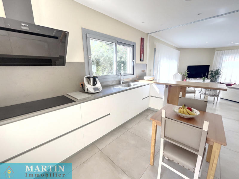 Maison - 137 m² - 4 pièces