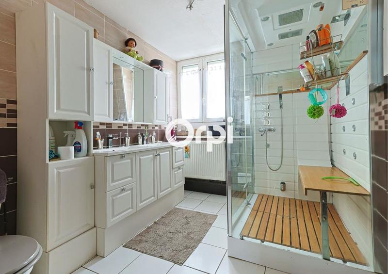 Maison - 82 m² - 3 pièces