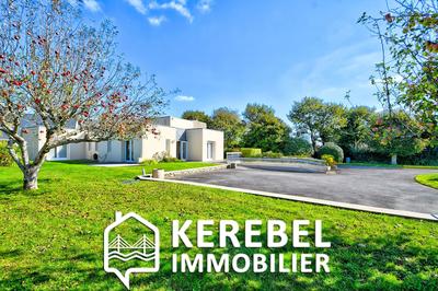 Maison - 170 m² - 7 pièces