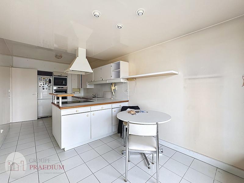 Appartement - 111 m² - 4 pièces