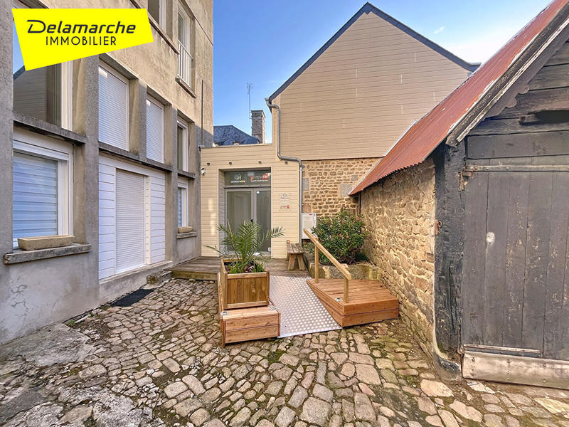 Local commercial - 289 m² - 10 pièces