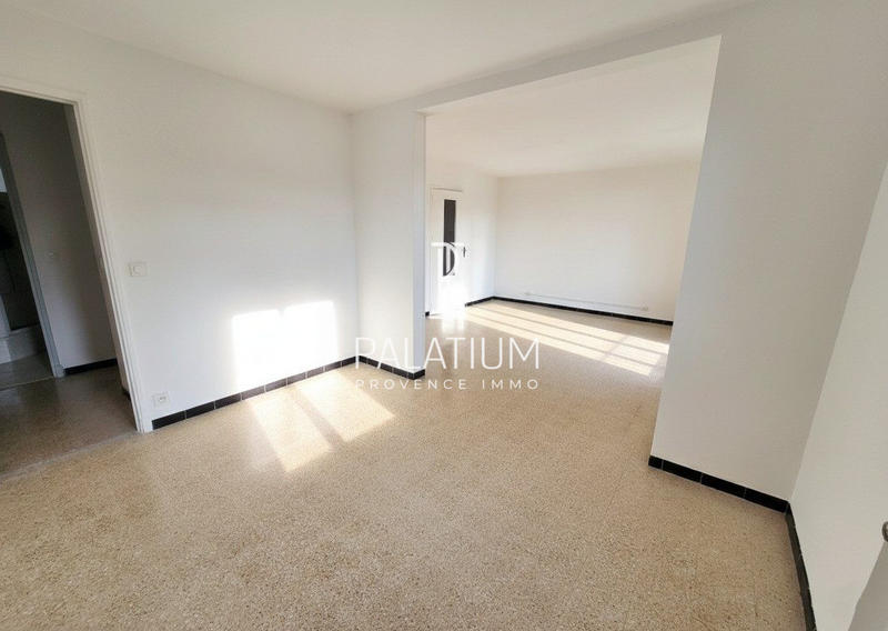 Appartement - 75 m² - 4 pièces