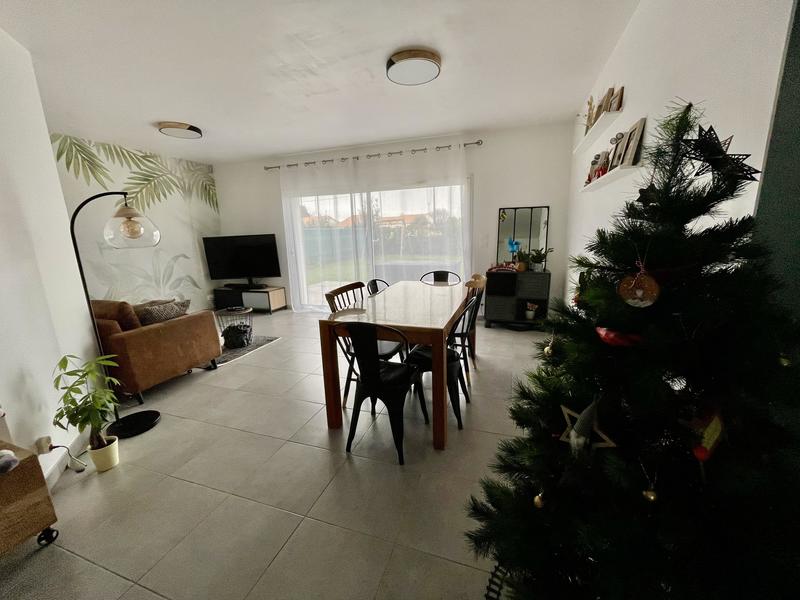 Maison - 86 m² - 4 pièces