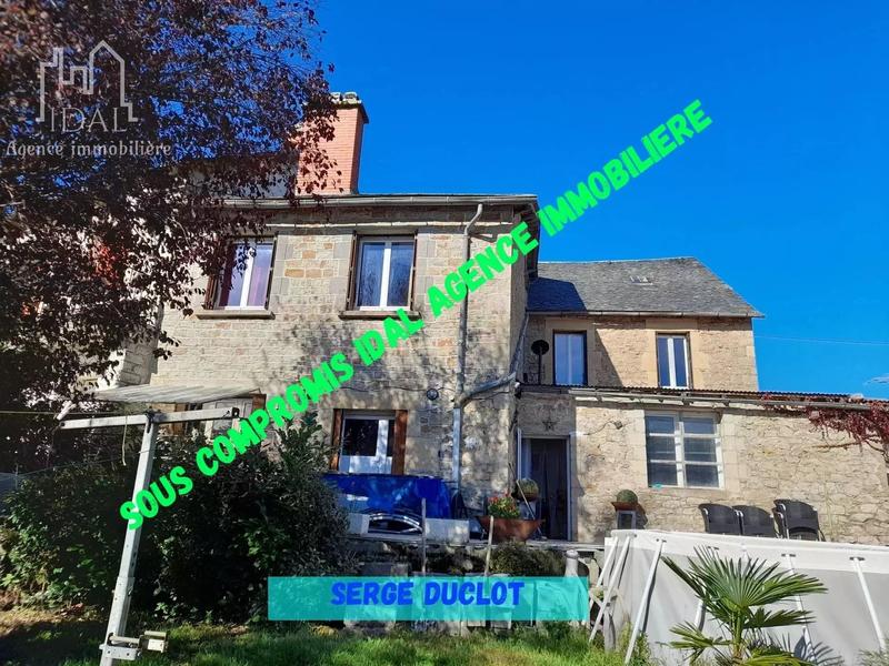Maison - 223 m² - 10 pièces