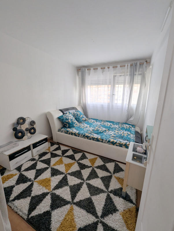 Appartement - 64 m² - 4 pièces