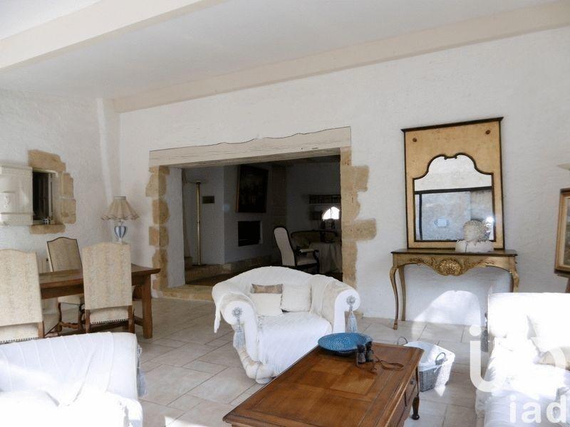 Maison - 305 m² - 10 pièces