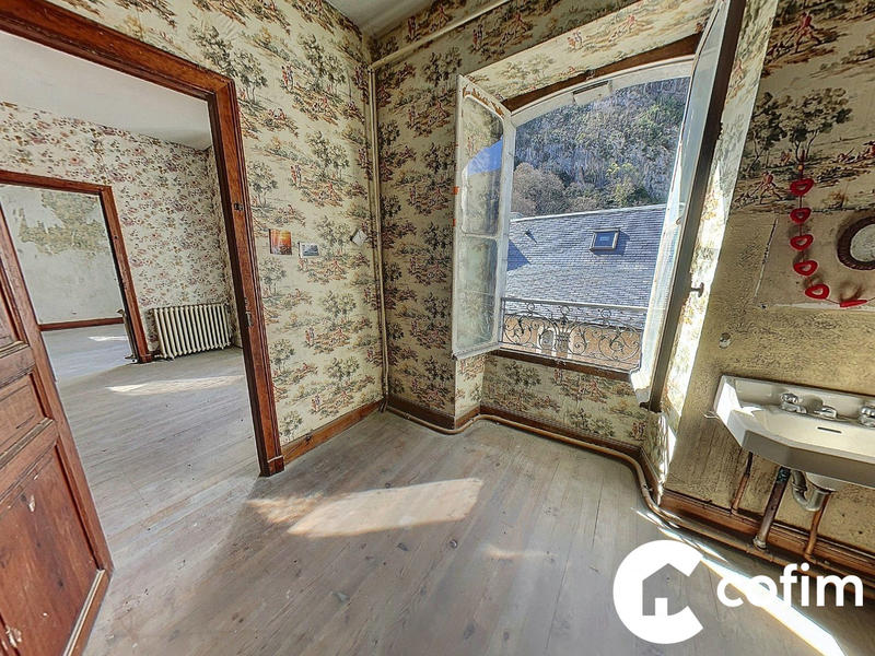 Maison contemporaine - 457 m² - 10 pièces