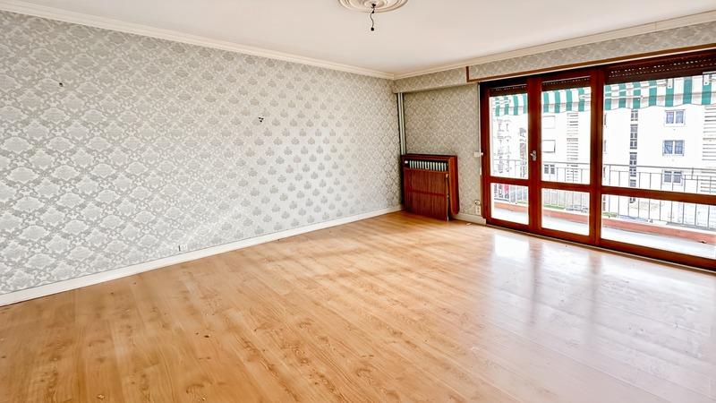 Appartement - 75 m² - 3 pièces