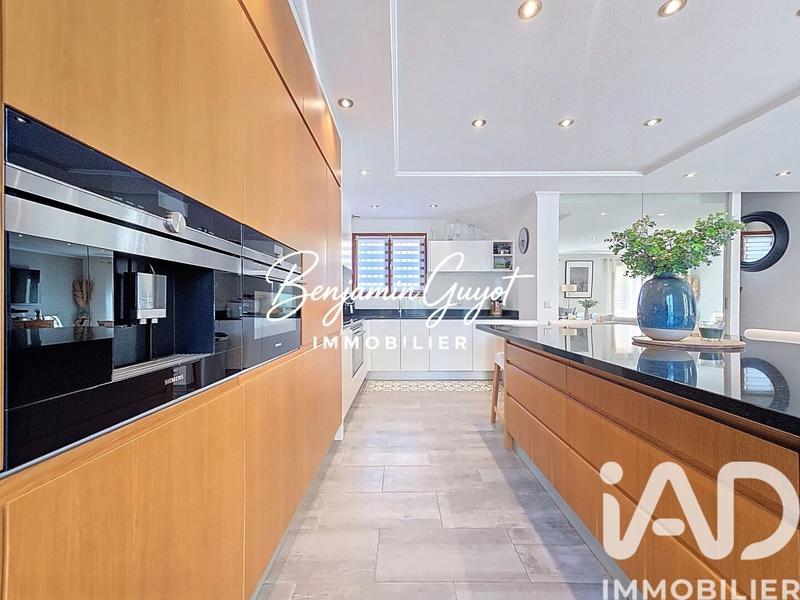 Maison - 108 m² - 4 pièces