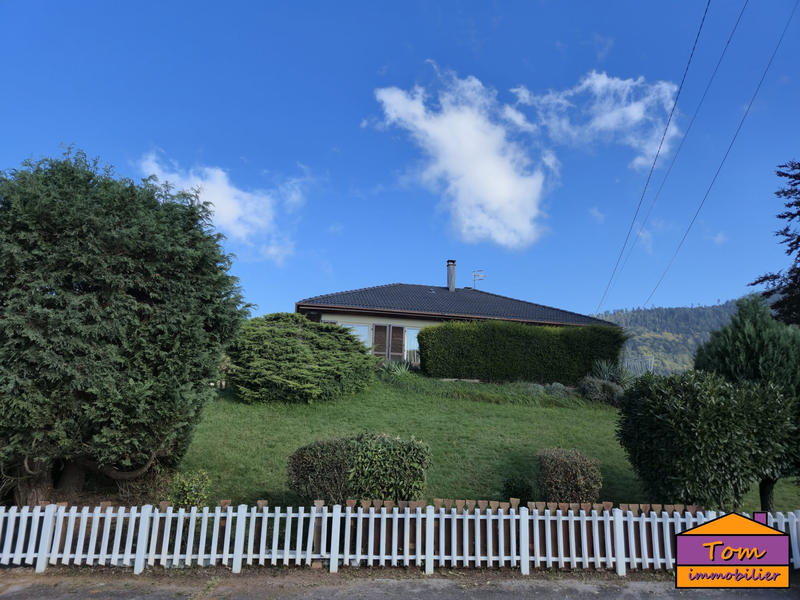 Maison traditionnelle - 98 m² - 4 pièces