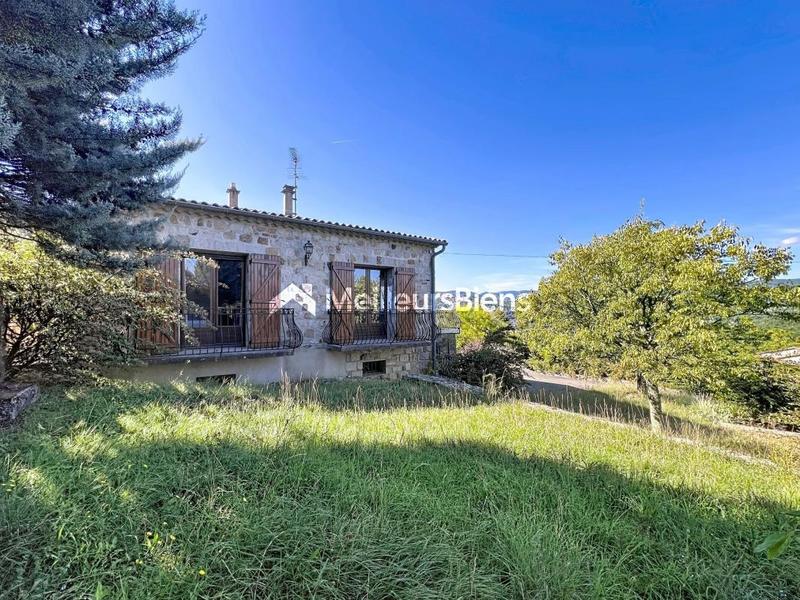 Maison - 148 m² - 9 pièces