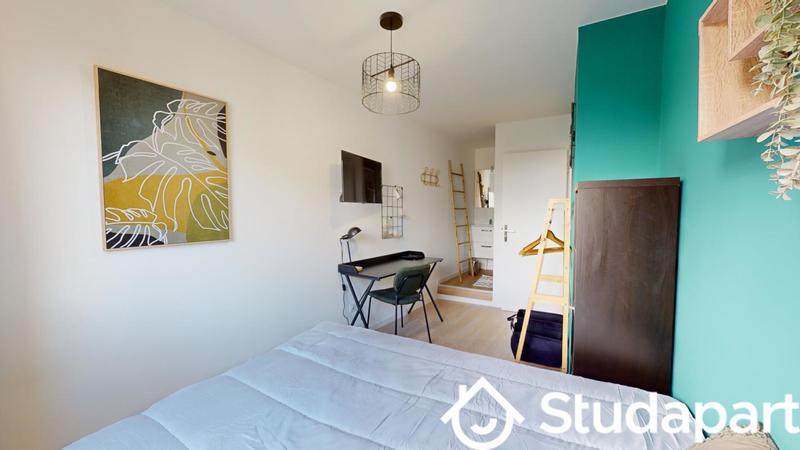 Chambre - 9 m² - 1 pièce