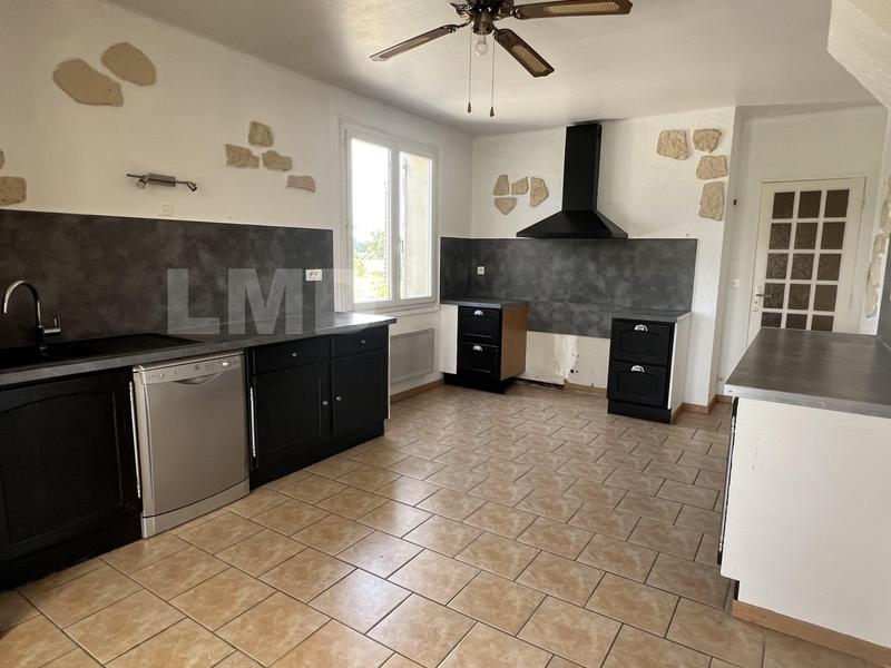 Villa - 224 m² - 8 pièces