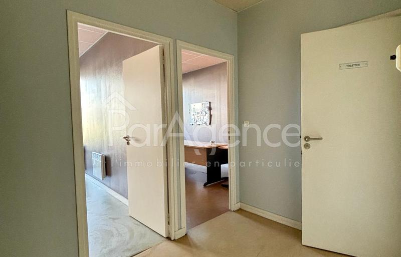 Local commercial - 140 m²