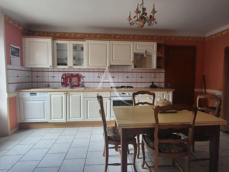 Maison - 139 m² - 6 pièces