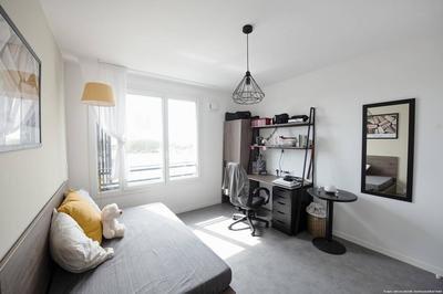 Chambre - 12 m² - 3 pièces