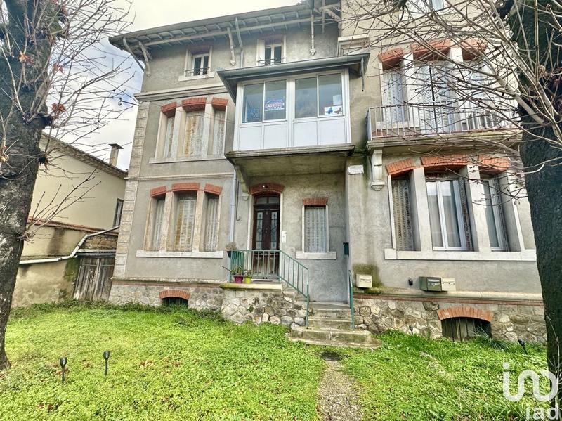 Appartement - 99 m² - 4 pièces