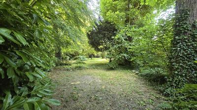 Terrain constructible - 1 450 m²