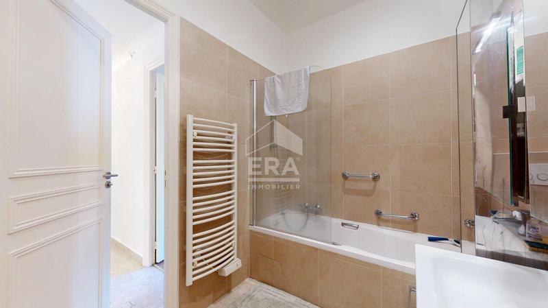 Appartement - 120 m² - 4 pièces