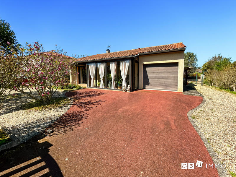 Maison ancienne - 82 m² - 3 pièces