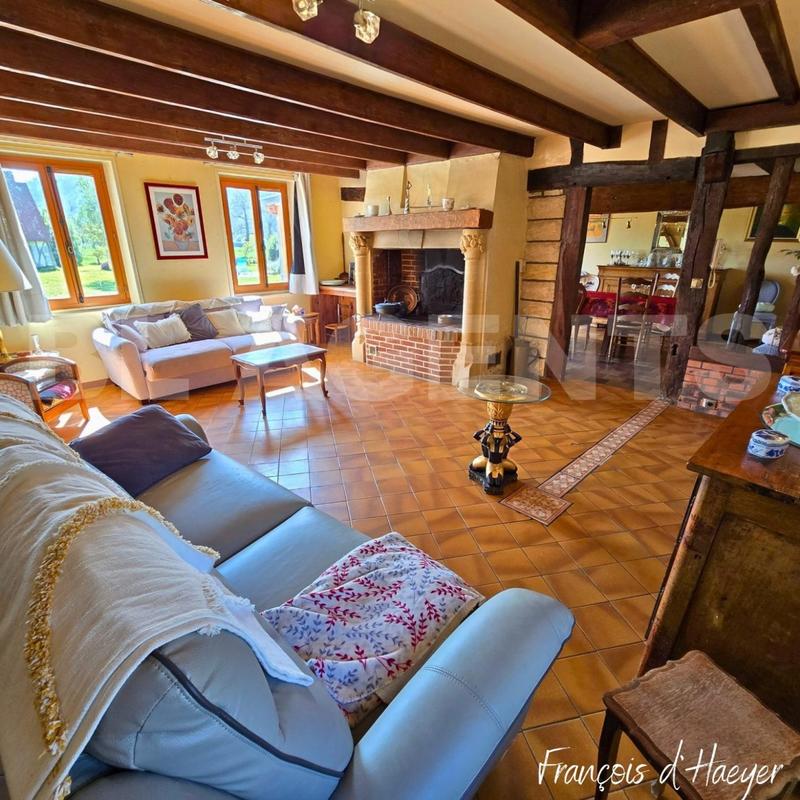 Corps de ferme - 205 m² - 8 pièces