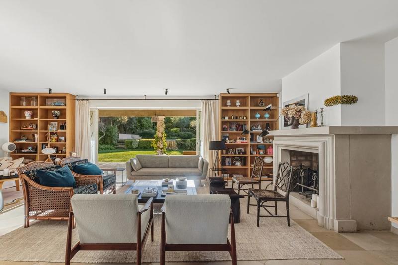 Villa - 277 m² - 9 pièces