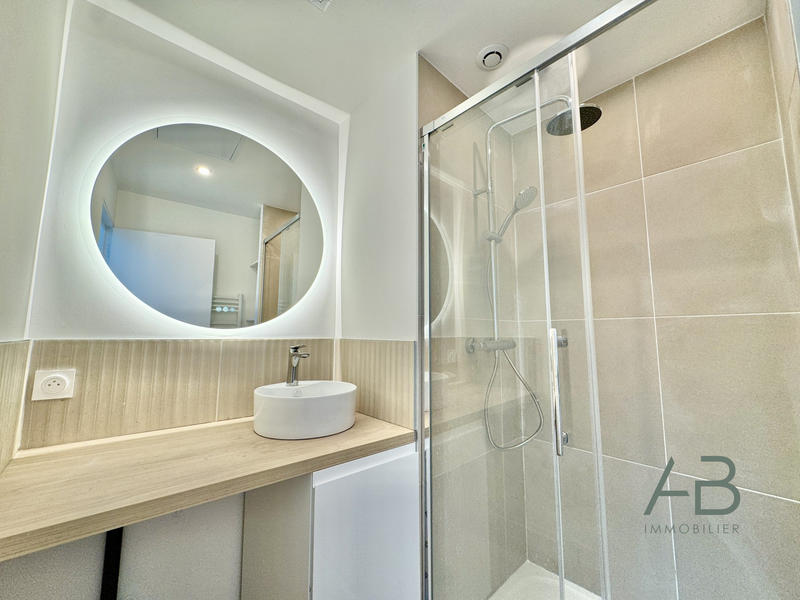 Appartement - 45 m² - 2 pièces