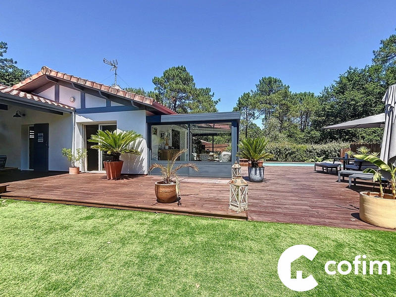 Maison - 190 m² - 5 pièces